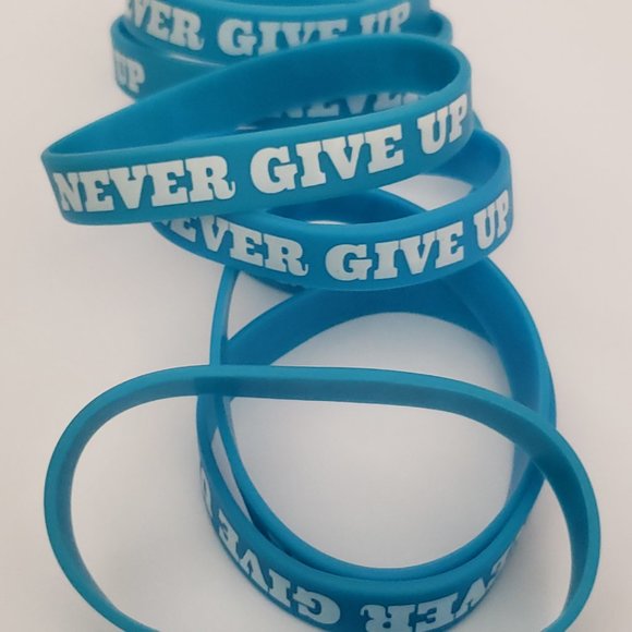Never Give Up Wristband (10 for $14) Inspirational - Picture 6 of 6